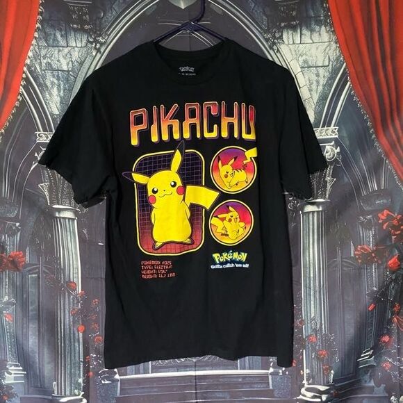 Pokemon Pikachu Black Graphic T-Shirt Men's Size Medium - Anime Vintage - Picture 1 of 3